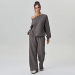 Sloping Shoulder Lounge Set