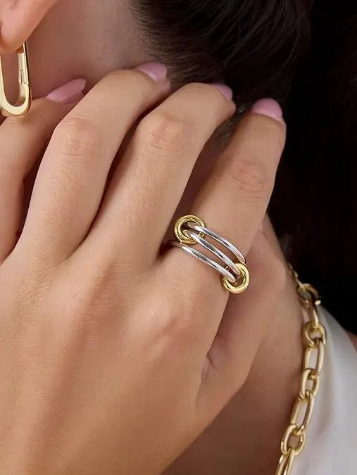 Interlocked Stackable Statement Ring